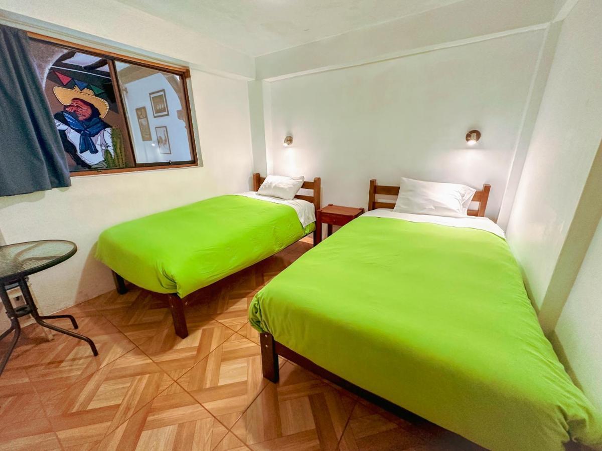 Tucan Albergue *