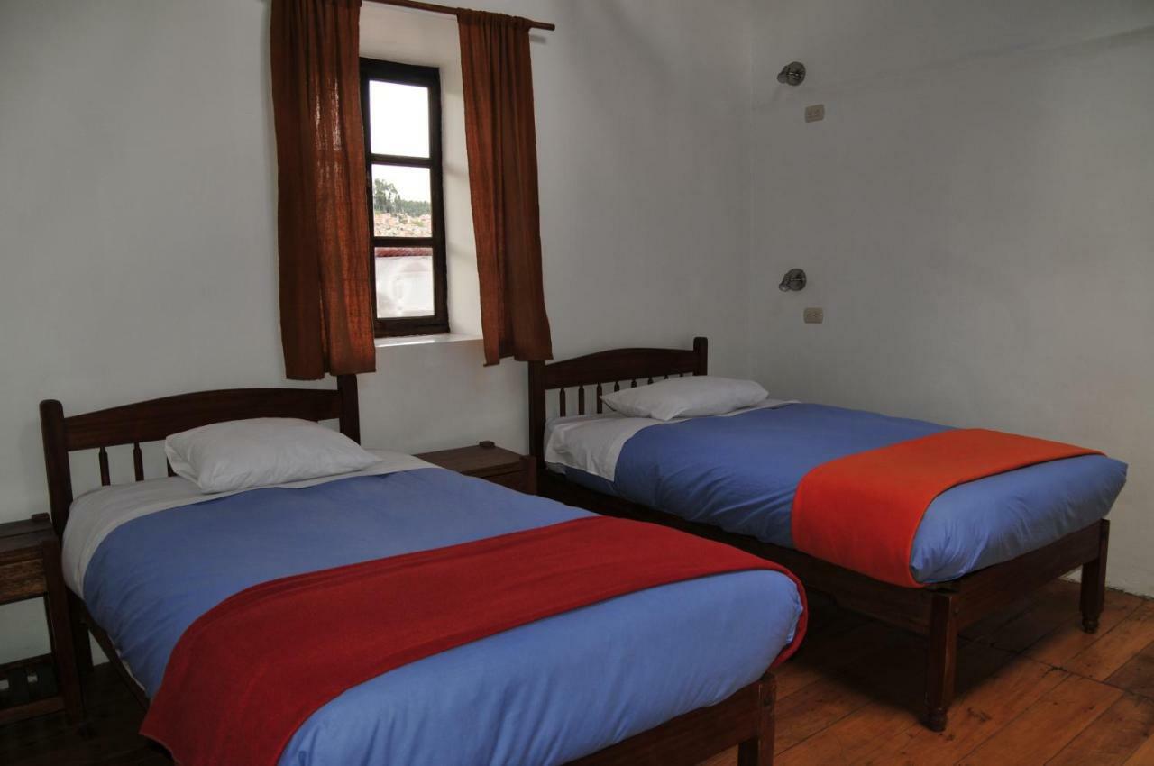 Tucan Albergue *