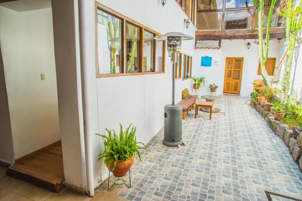 Tucan Albergue *